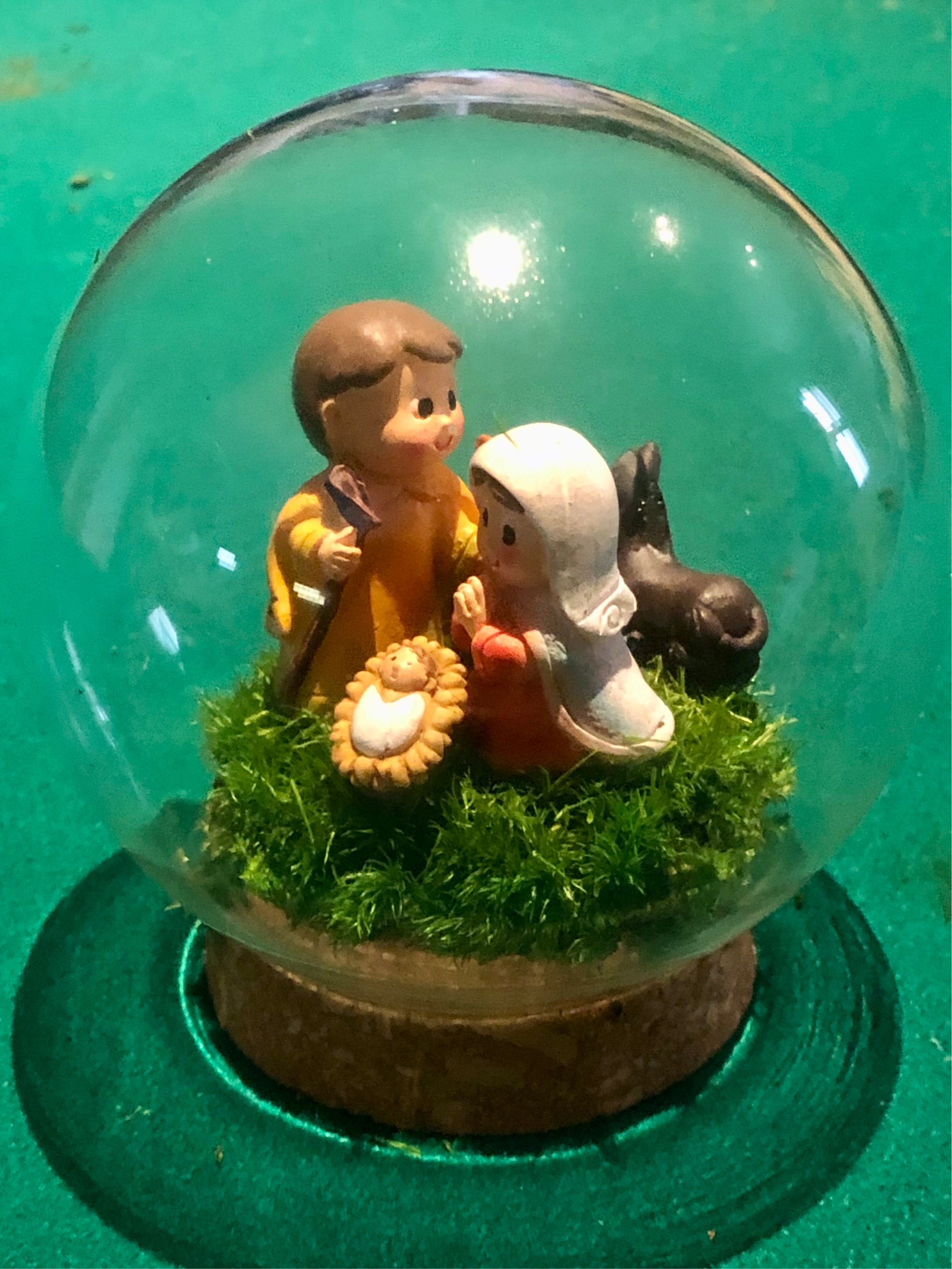 Sfera in vetro con Natività