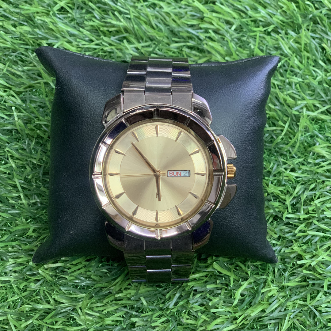 Classic Gold-Tone Men's Wristwatch