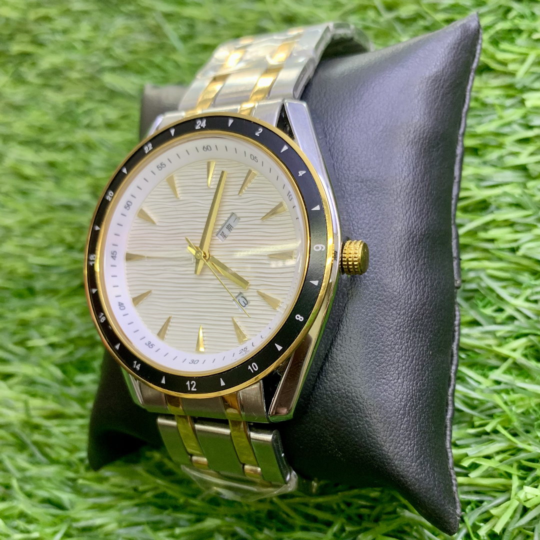 Elegant Two-Tone Wristwatch