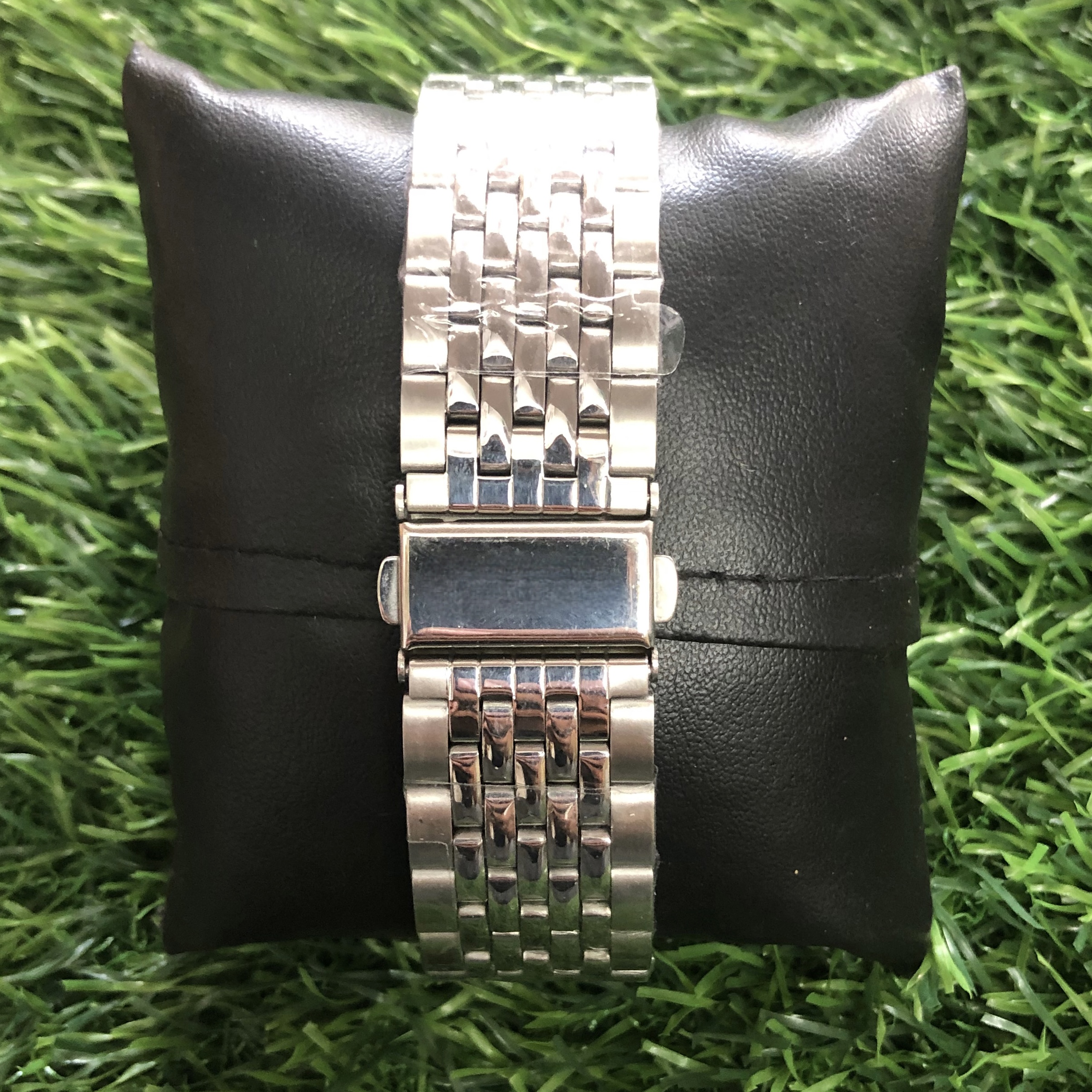 Stainless Steel Analog Wristwatch