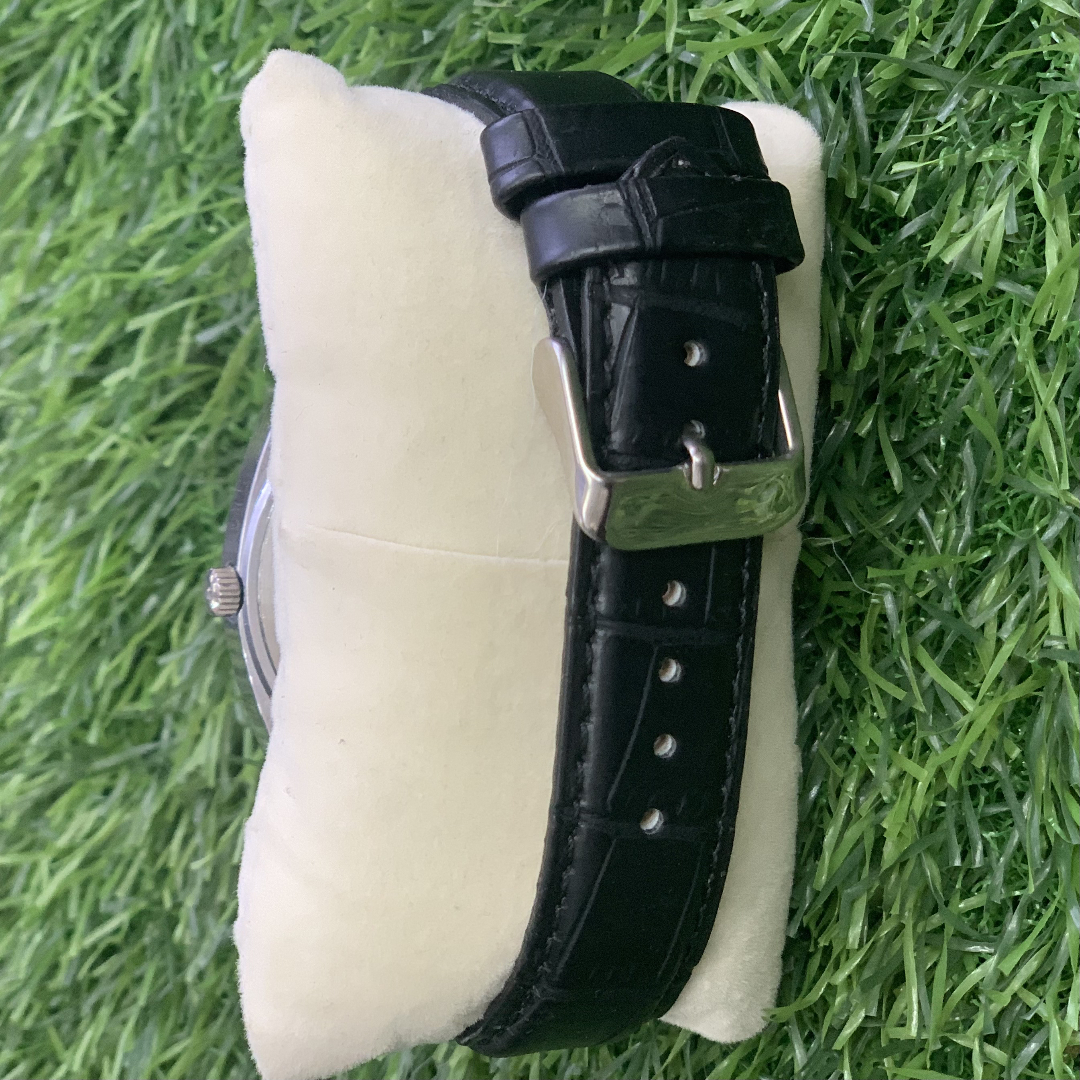 Classic Green Dial Wristwatch