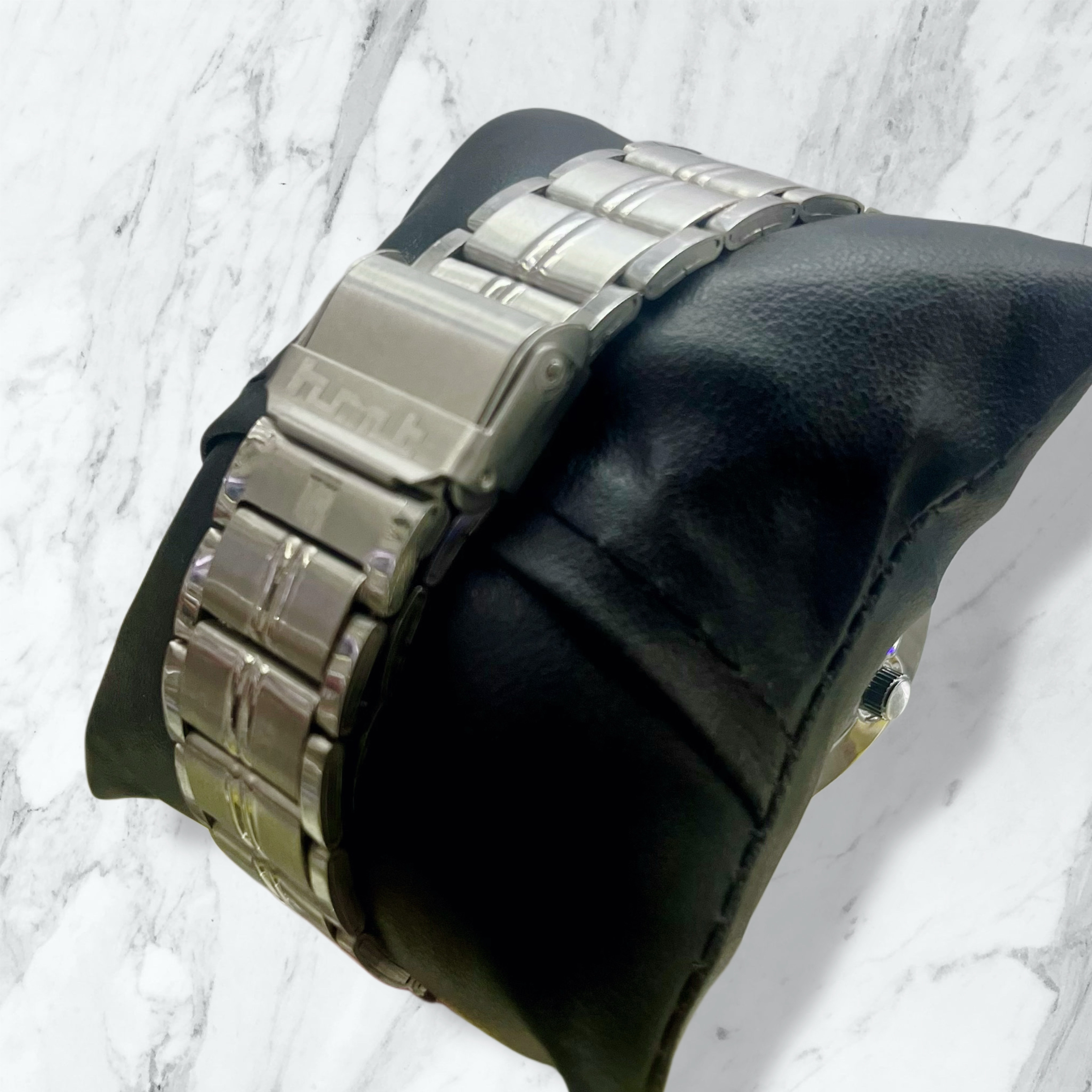 Silver Analog Wristwatch