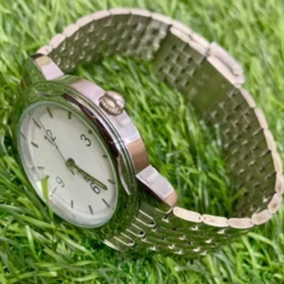 Classic Silver Wristwatch