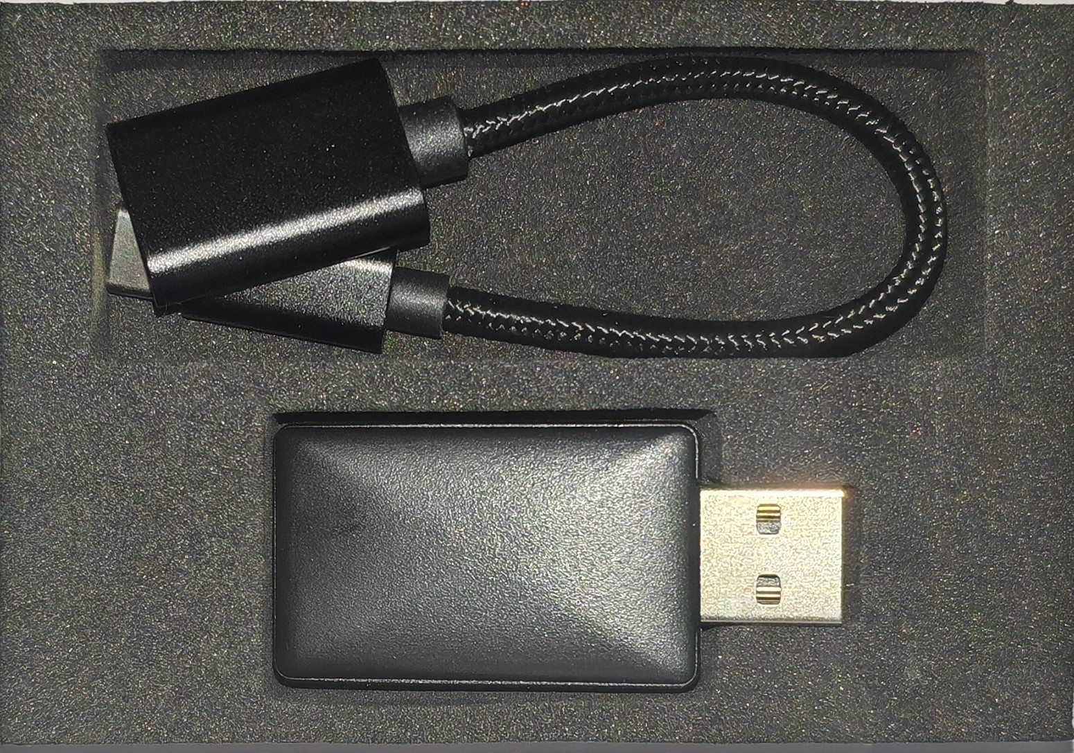 Car USB android auto/ Apple Car play wireless box