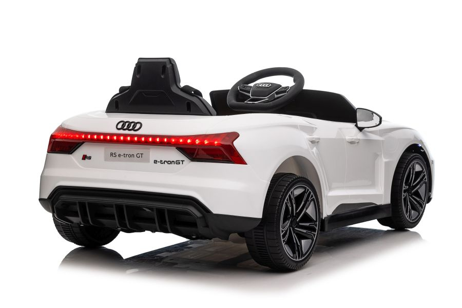 Vaikiškas elektromobilis „Audi E-Tron GT“ (Baltas)