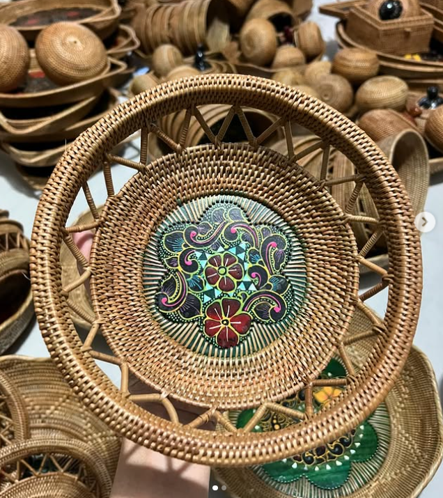 Keranjang Rotan Lukis