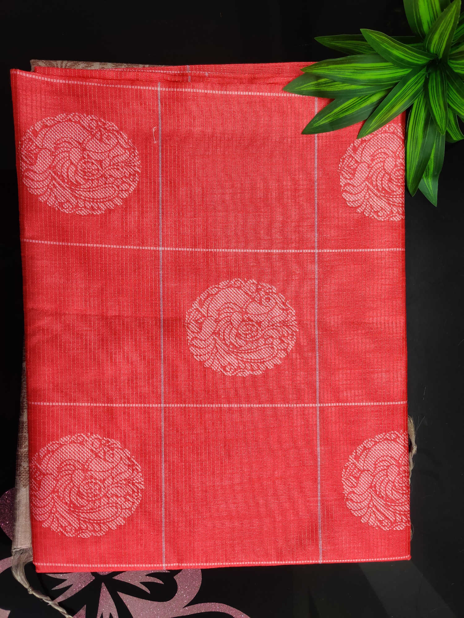 Bugara Semi Tussar Silk Saree – Coral Red Body with Silver Woven Butta & Elegant Beige Floral Pallu