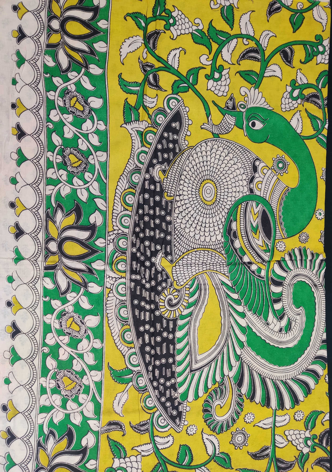 Kalamkari Cotton Saree – Yellow Floral Body with Green–Black Peacock Pallu & Contrast Block-Print Blouse