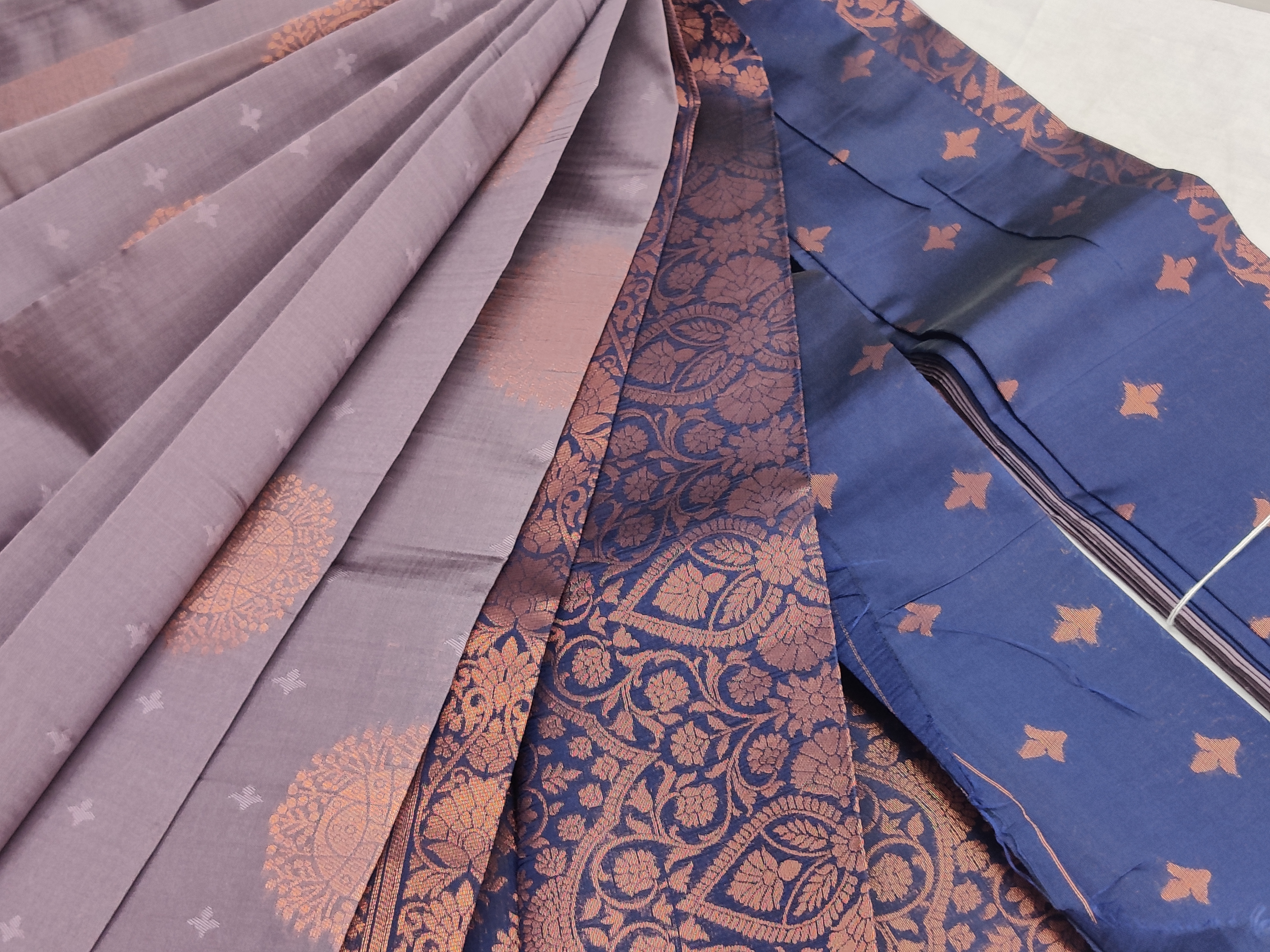 Semi Soft Silk Saree with Rich Copper Zari Motifs & Contrast Pallu – Elegant Purple & Navy Combination