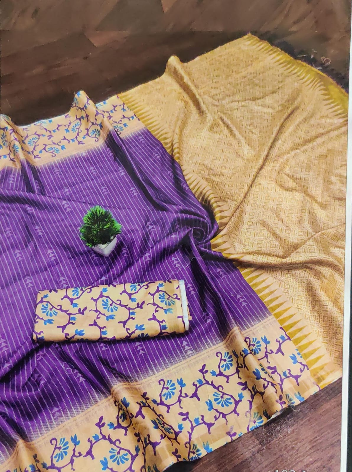 Heaven Silk Saree – Soft Stripe Body with Floral Jacquard Pallu