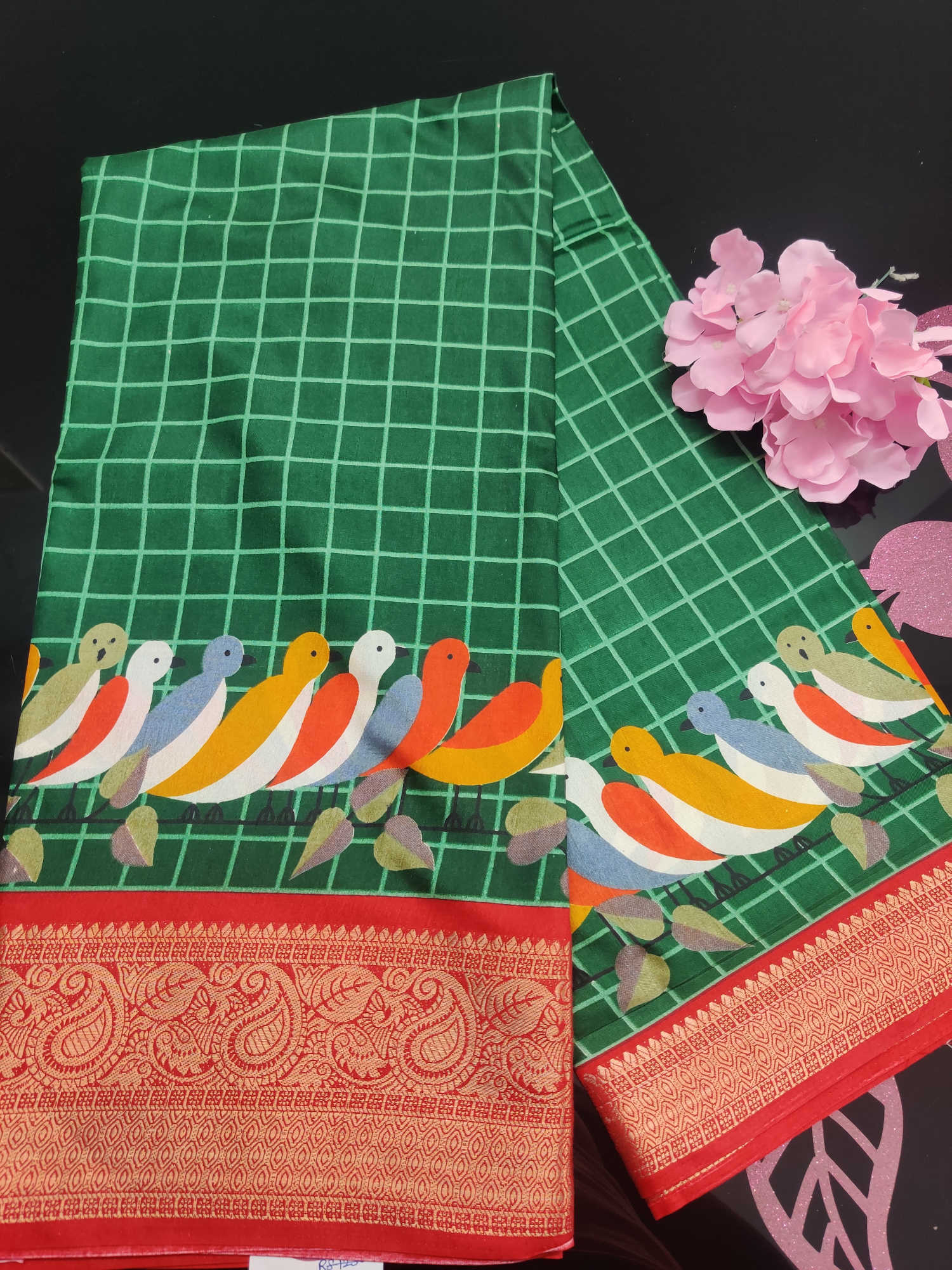 Premium Dola Silk Saree – Elegant Checkered Design with Multicolor Birds Border & Rich Zari Pallu