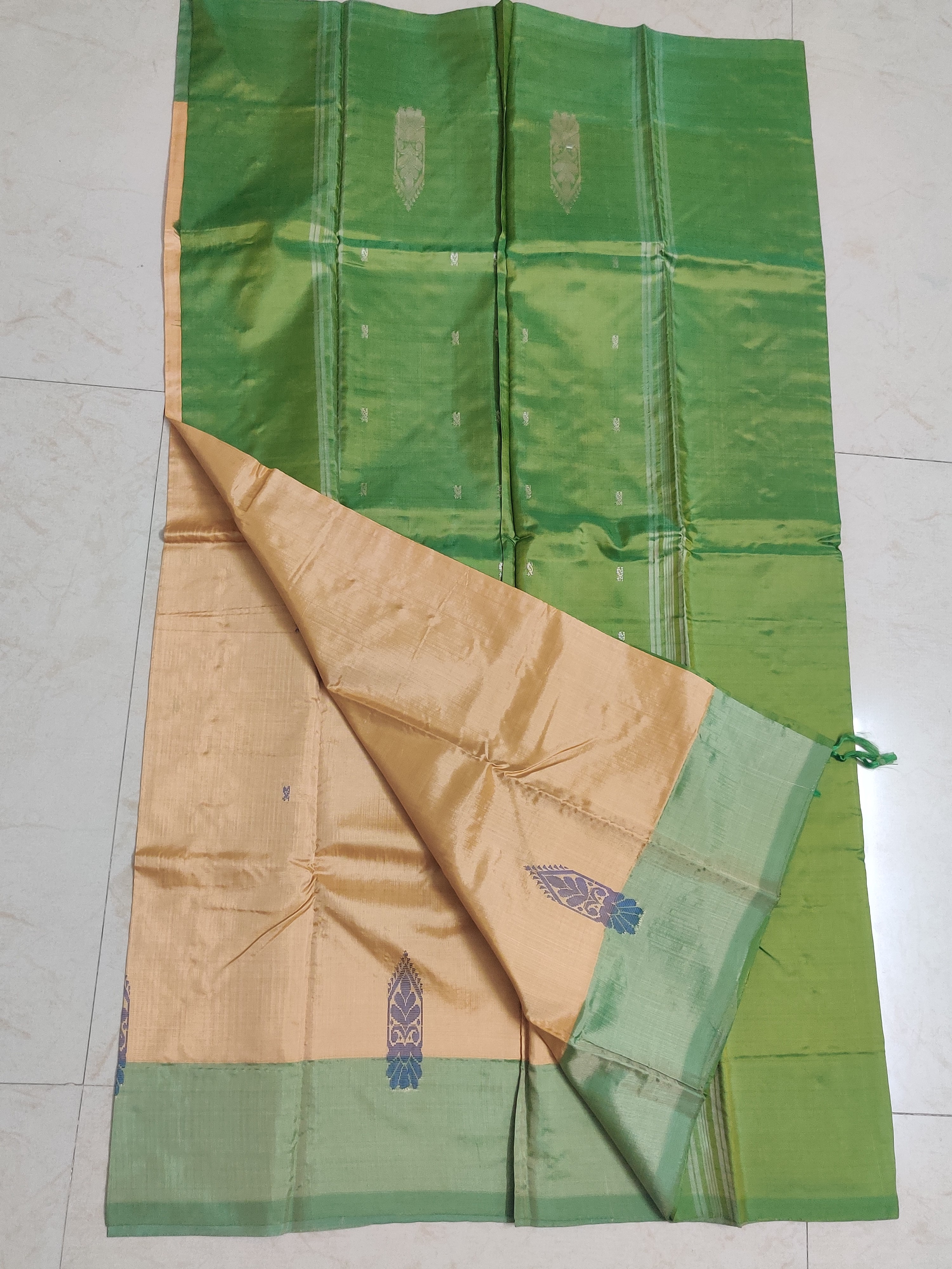 Banana Pith Saree (Vazhainar Saree) 
