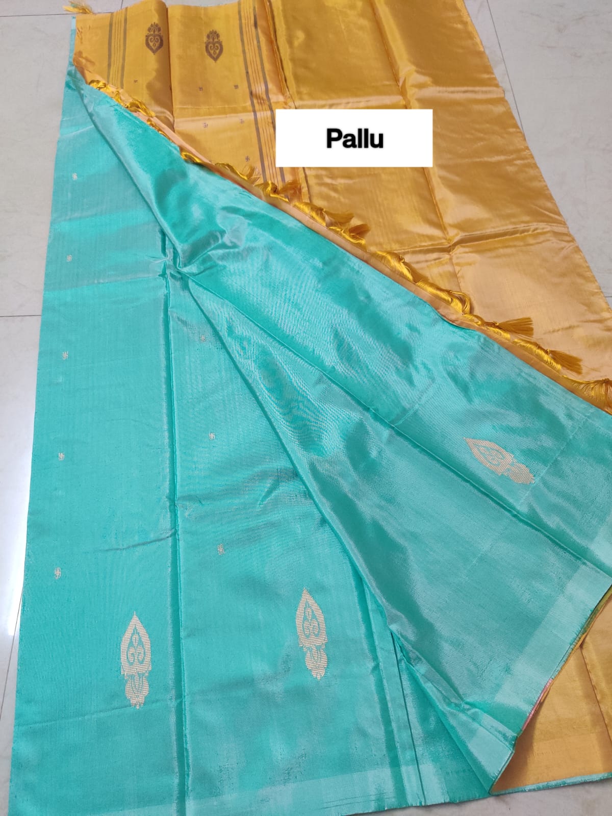 Banana Pith Saree (Vazhainar Saree) – Charcoal Grey Body with Yellow Temple Motif