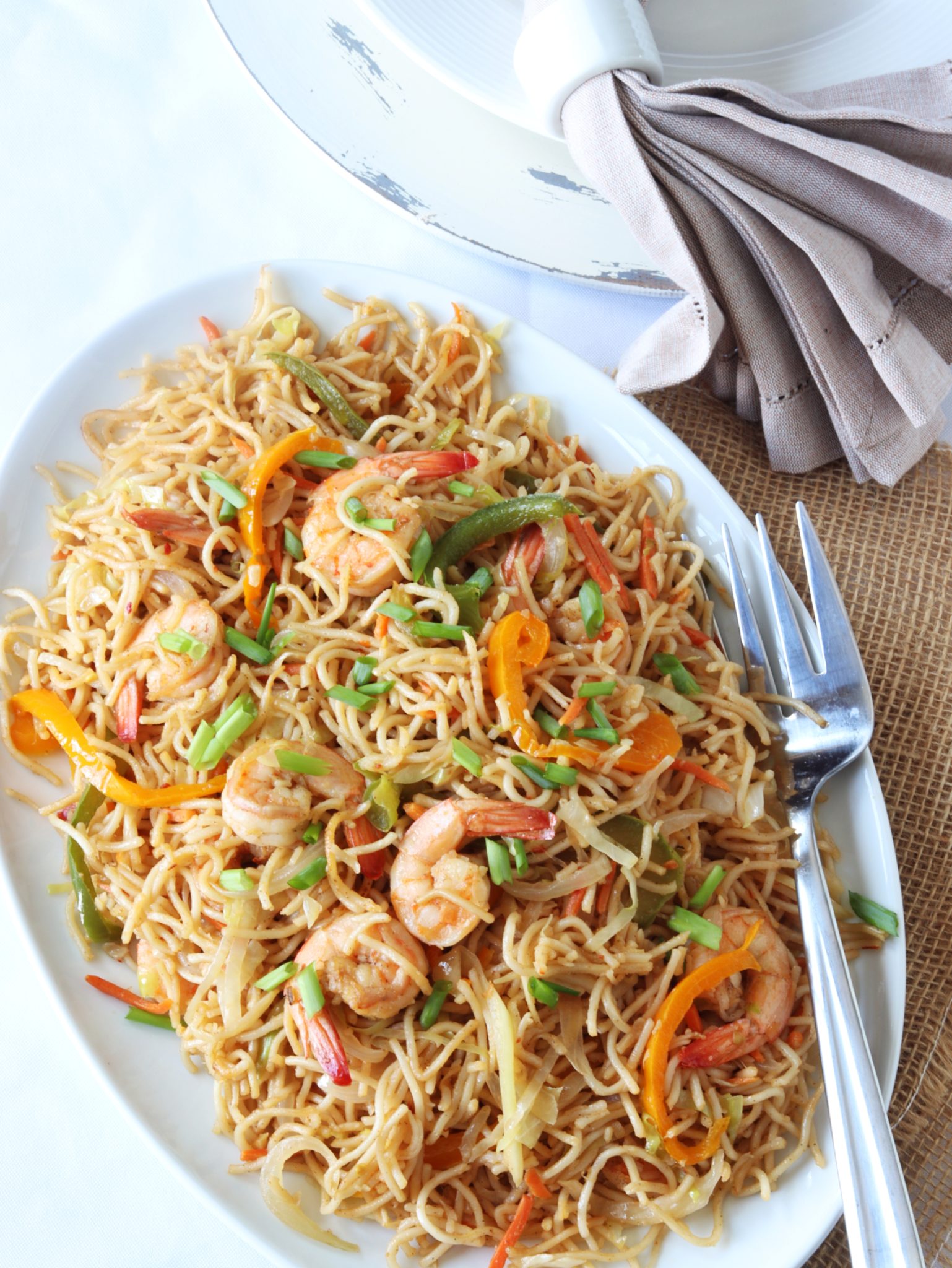 Hakka Noodles (1ltr) - Mixed