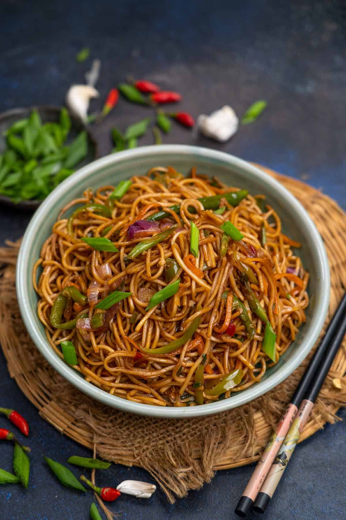 Chili Garlic Noodles (1ltr) - Veg