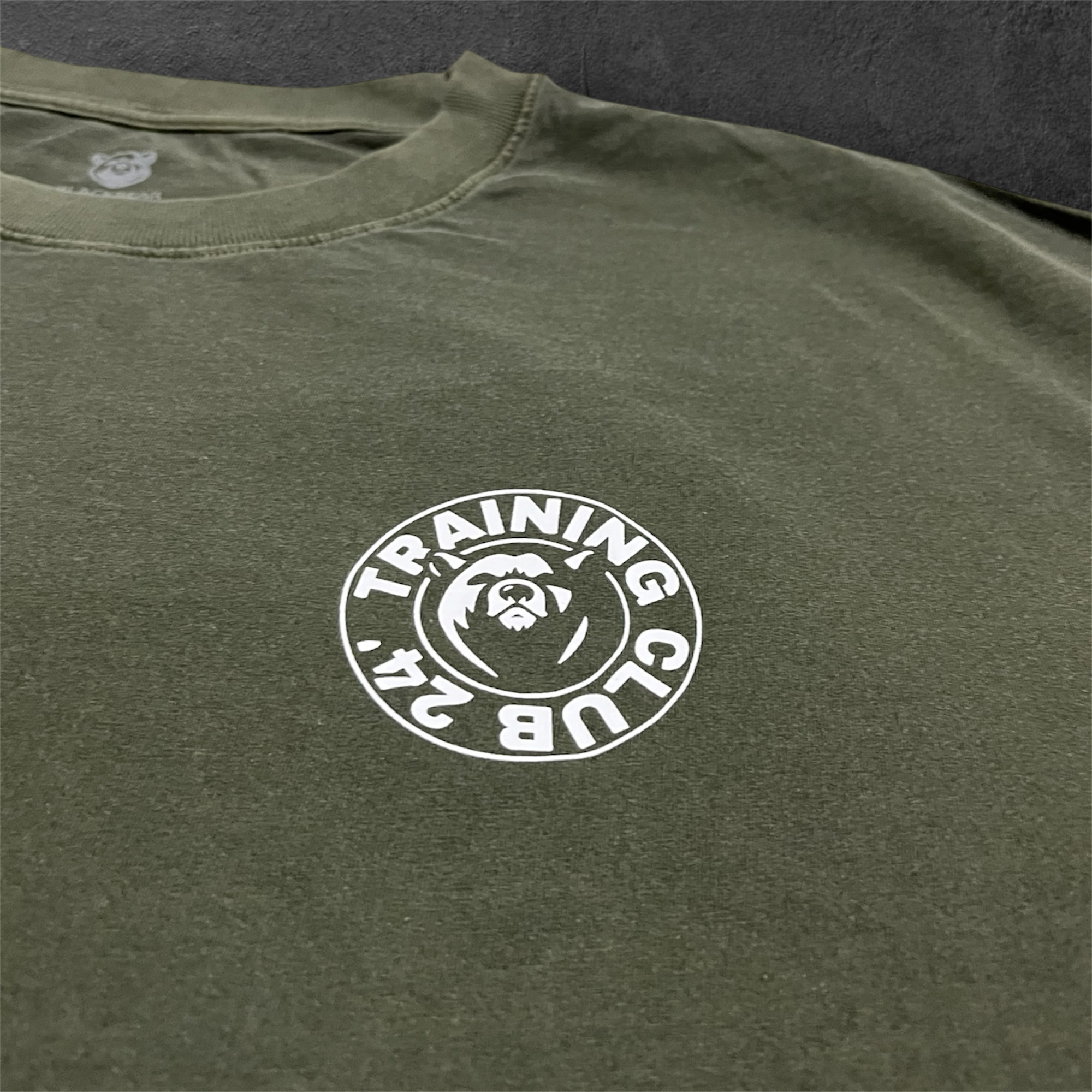 Camiseta Verde Black Bear Training Club