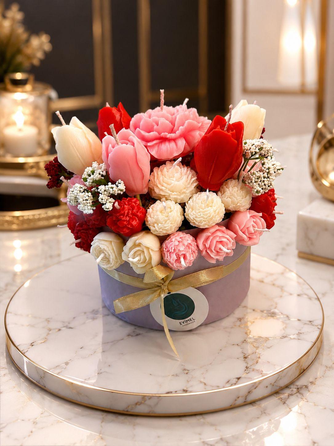 🌸 Floral Candle Bouquet