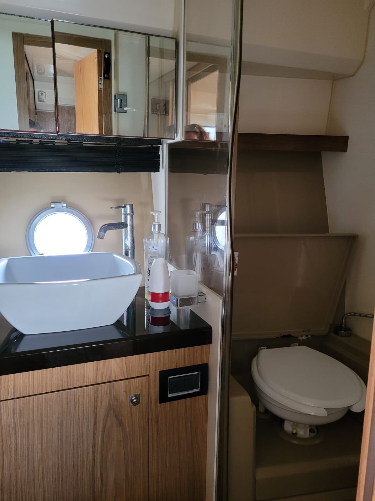 ✨ Cessa Marine — 35 ft Yacht Experience