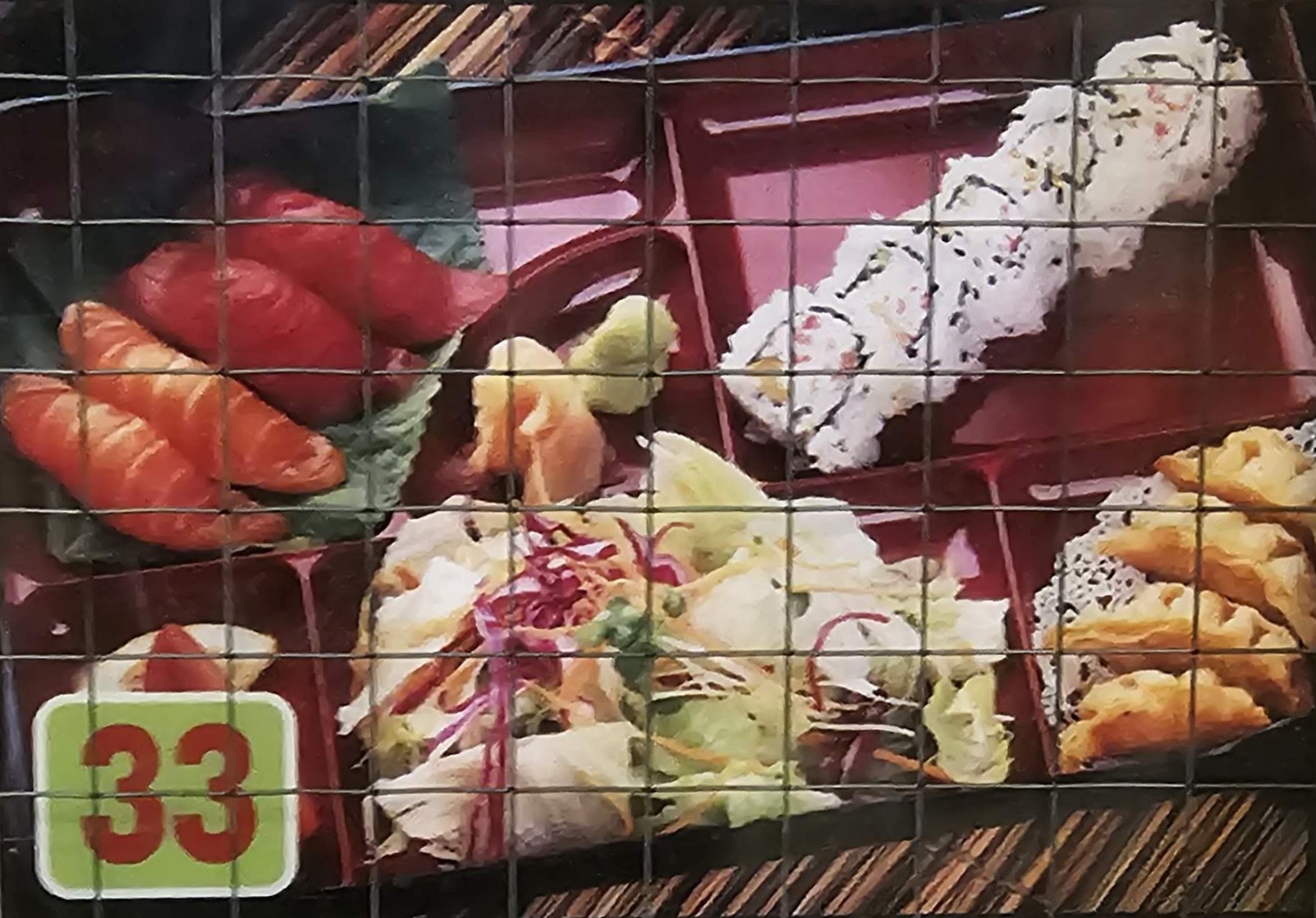 18. Sushi 4pc, Gyoza 4pc, & California roll 5pc bento box