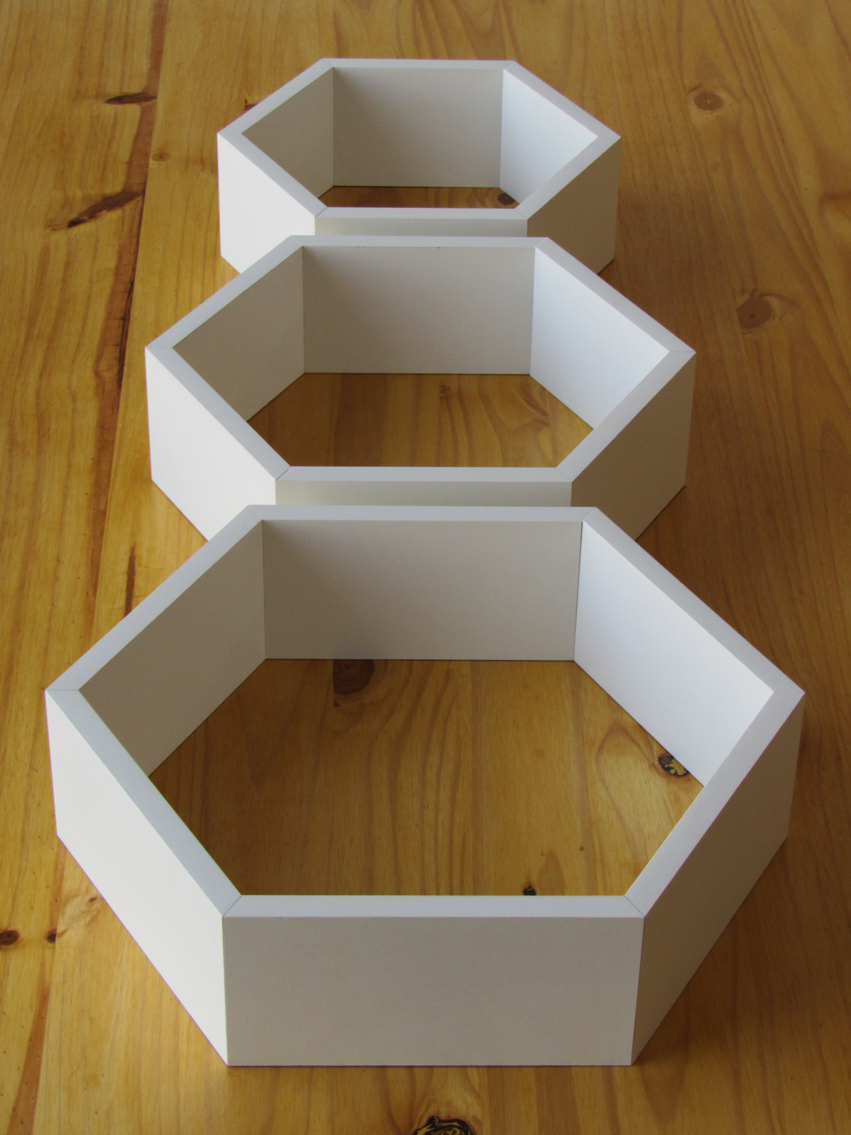Conjunto de 3 prateleiras/nichos hexagonais em MDF - Nicho hexagono de parede para decoração