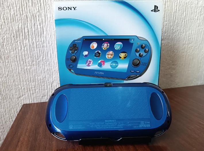 PlayStation Vita FAT Azul Seminueva – Edición Completa