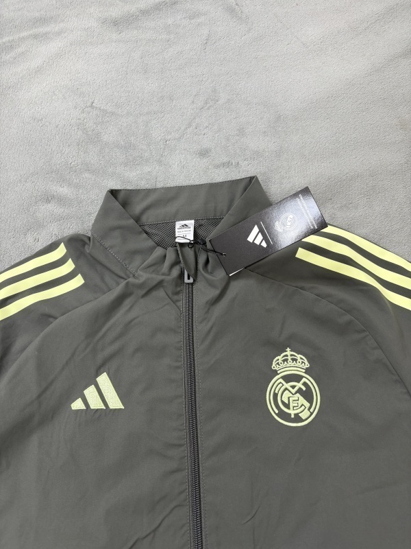 Chubasquero Real Madrid