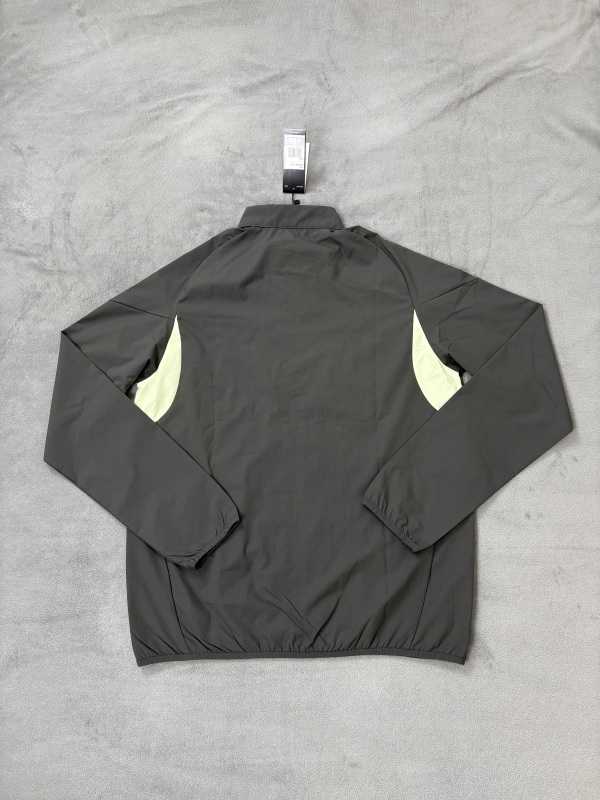 Chubasquero Real Madrid