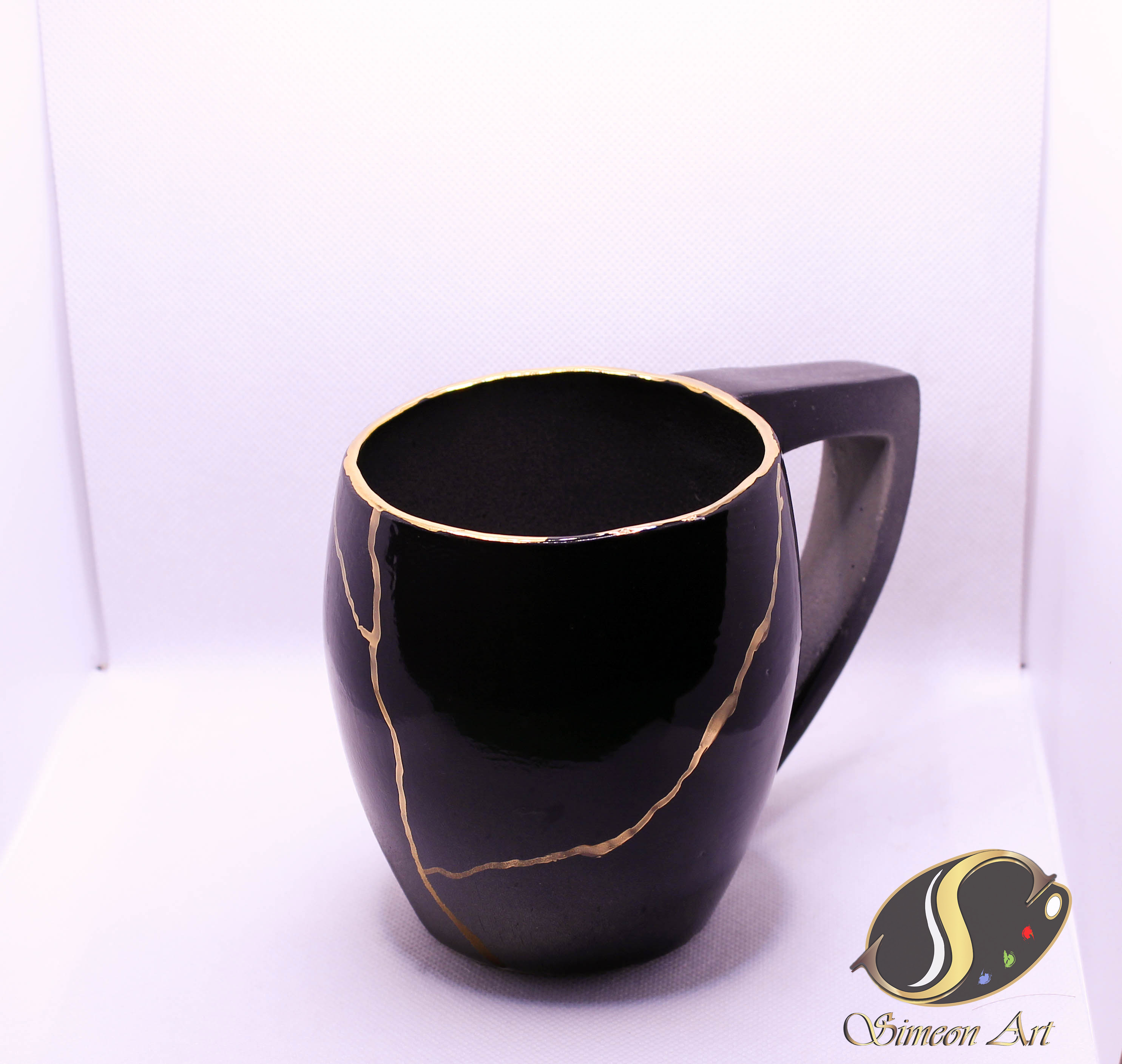 Handcrafted Black-Gold Ceramic Mug
