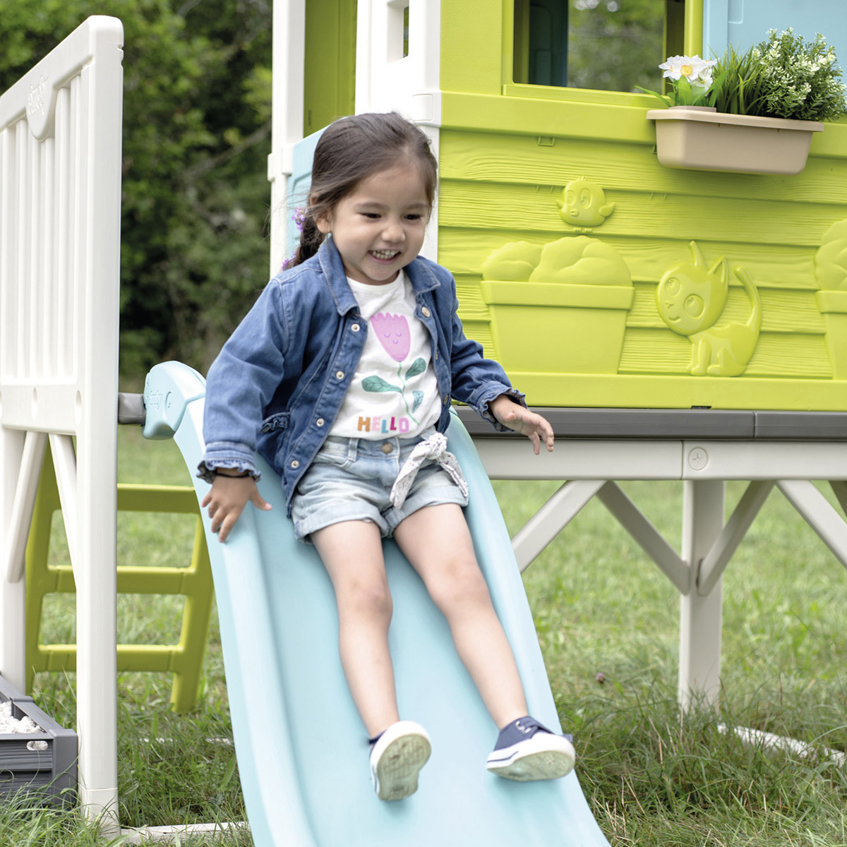 Smoby Playhouse on Stilts