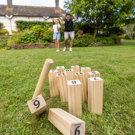 Grasshopper Games 4-in-1 Wooden Garden Games Set