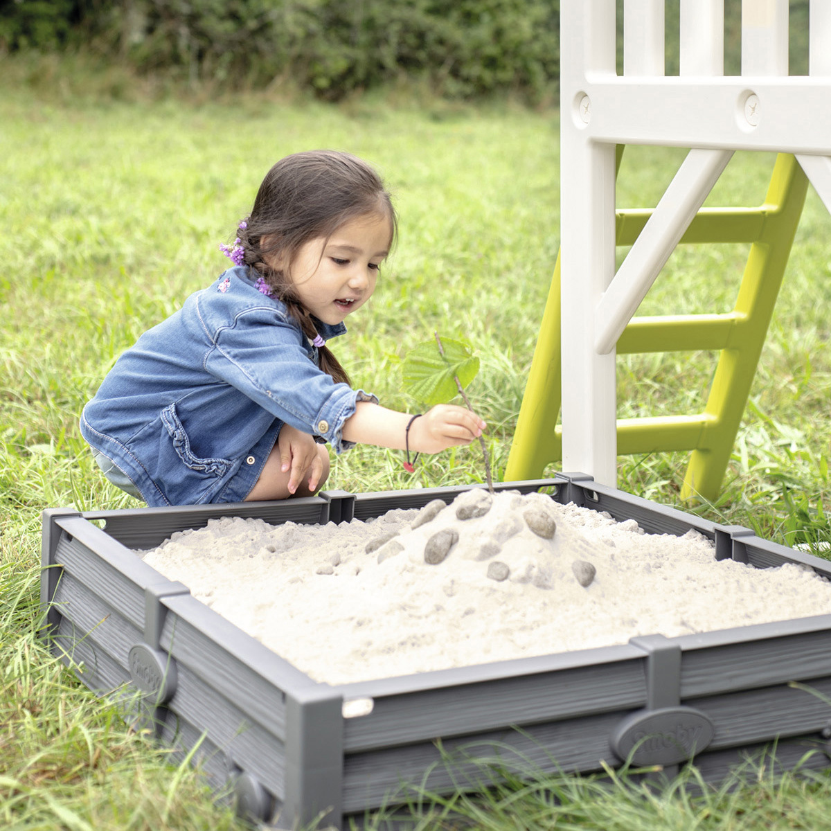 Smoby Playhouse on Stilts