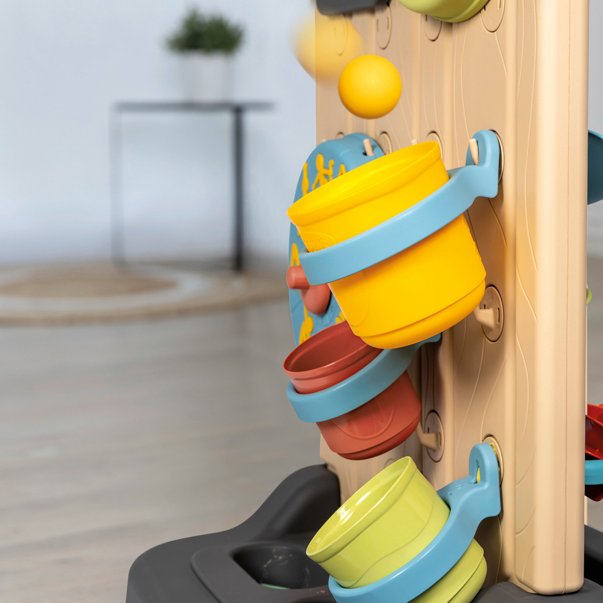 Smoby Life Activity Wall Garden Toy