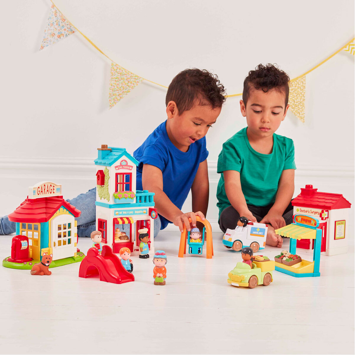 Happyland Village Collection Playset