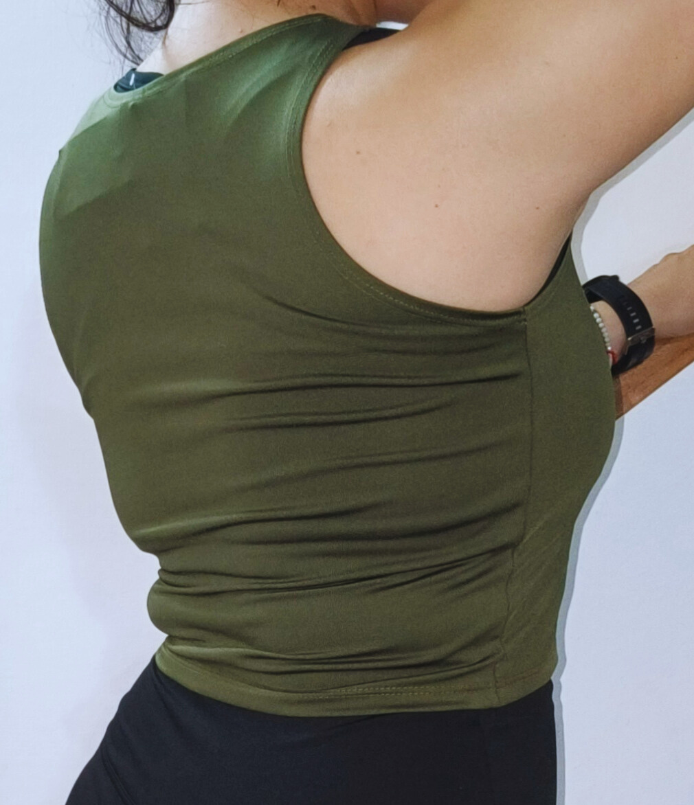 CROP TOP DEPORTIVO 