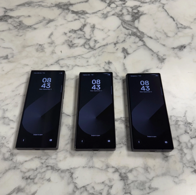Lot de 3 Samsung Galaxy Z Fold 6, 512 Go /SM-F956W