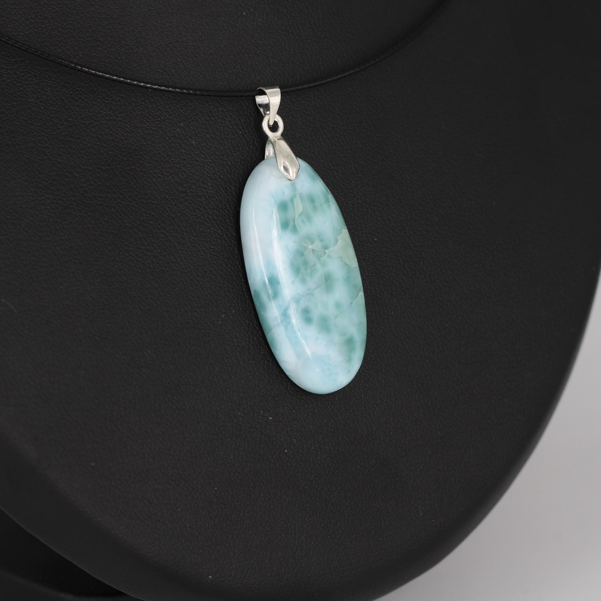 Pendentif en Larimar L72