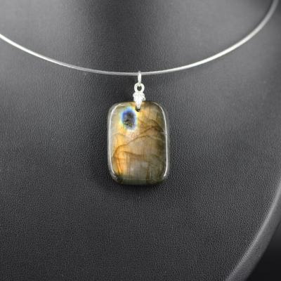 Pendentif en Labradorite F27