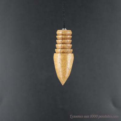 Pendule égyptien en bois exotique B50