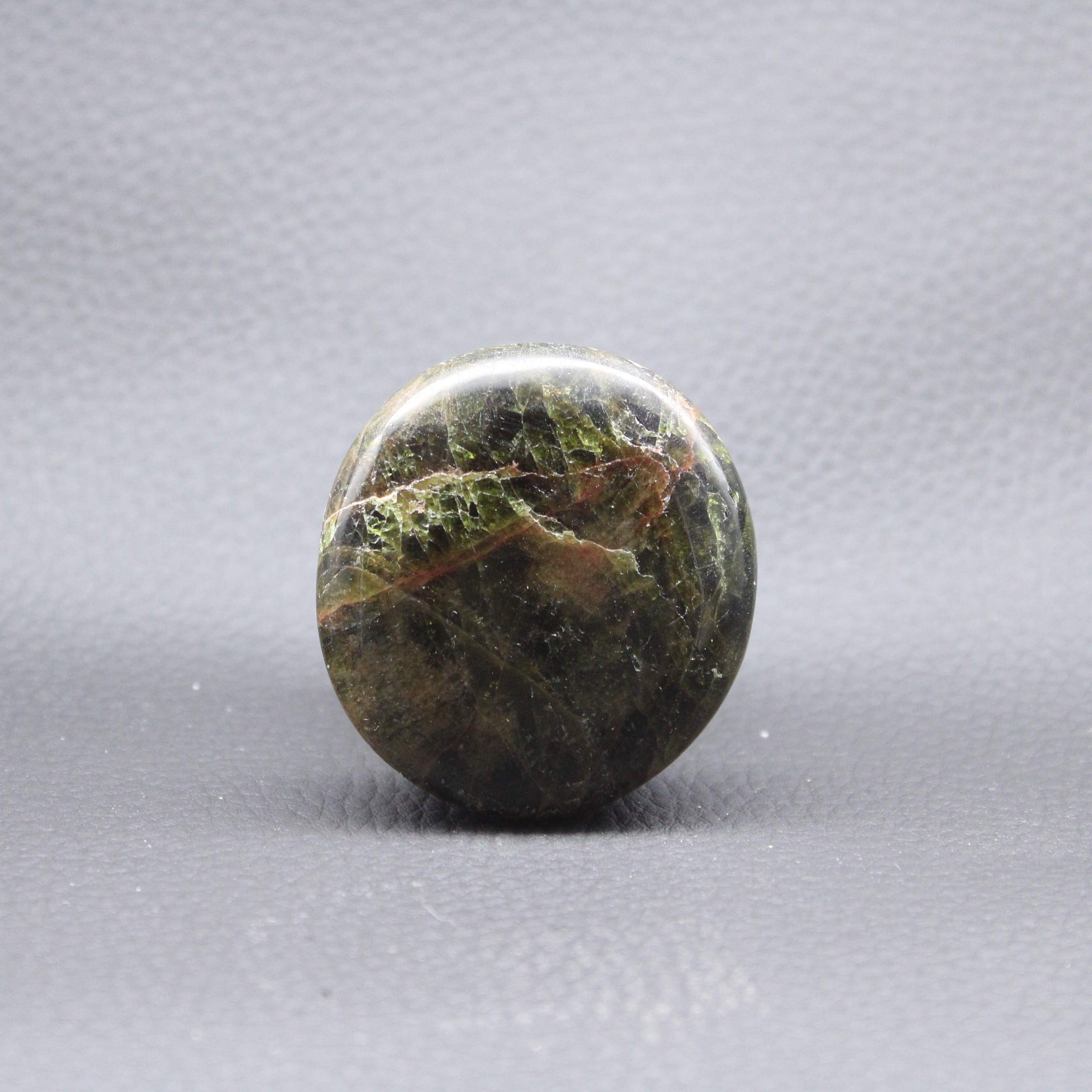 Galet Apatite Verte de Madagascar