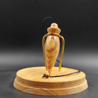 Pendule en bois d'olivier B81