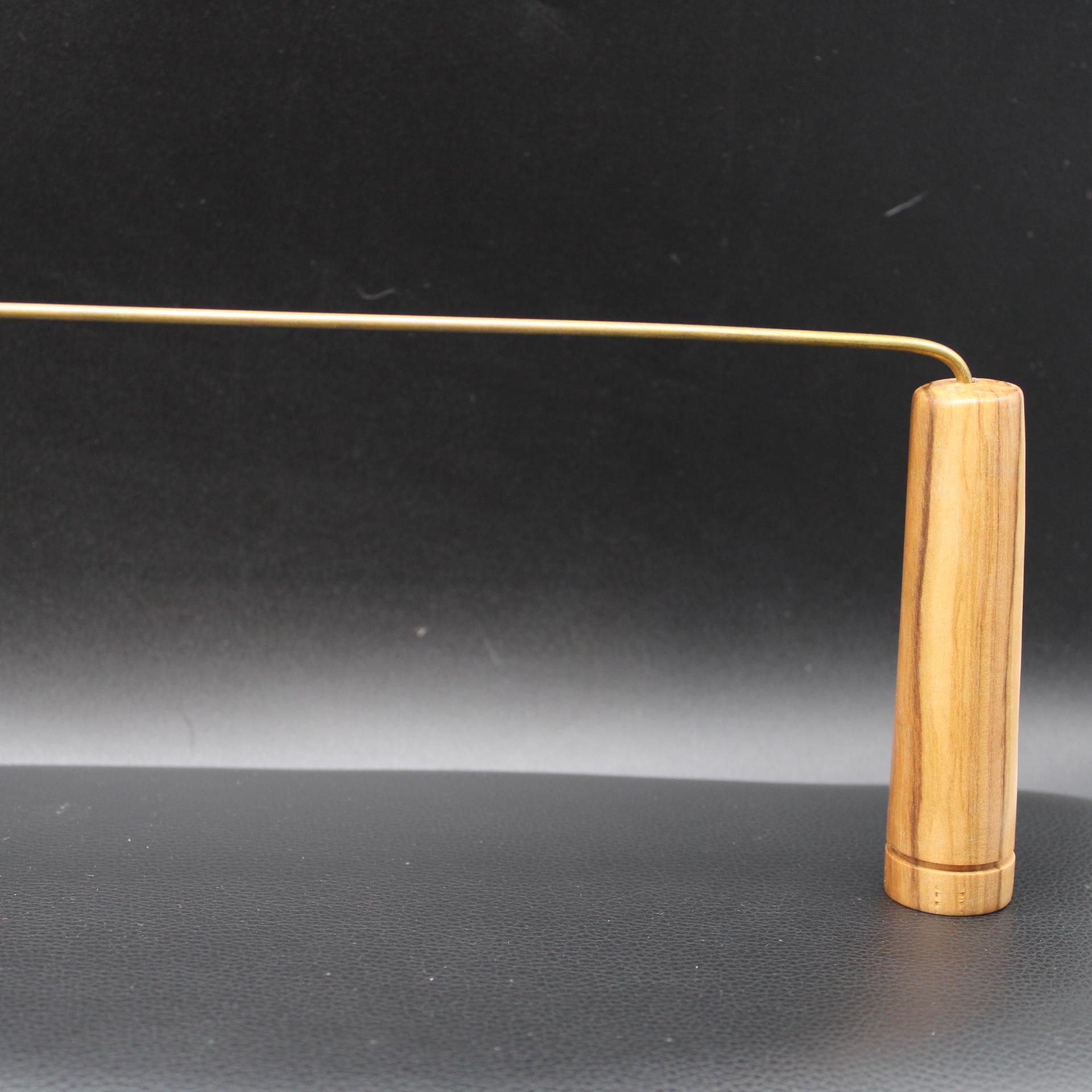 Baguette de Sourcier en L I40 – Artisanale et Précise