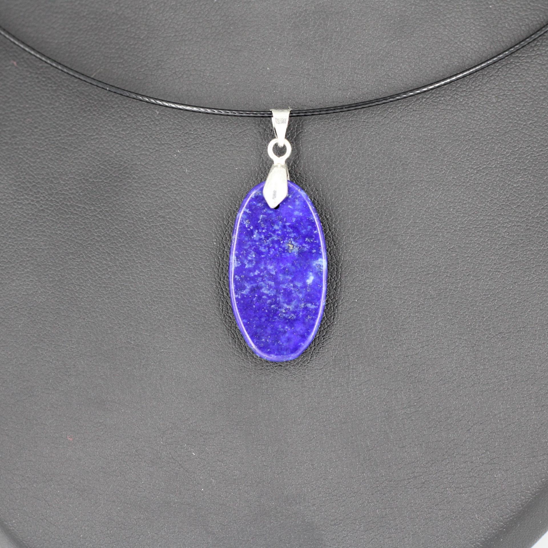 Pendentif en Lapis Lazuli L66
