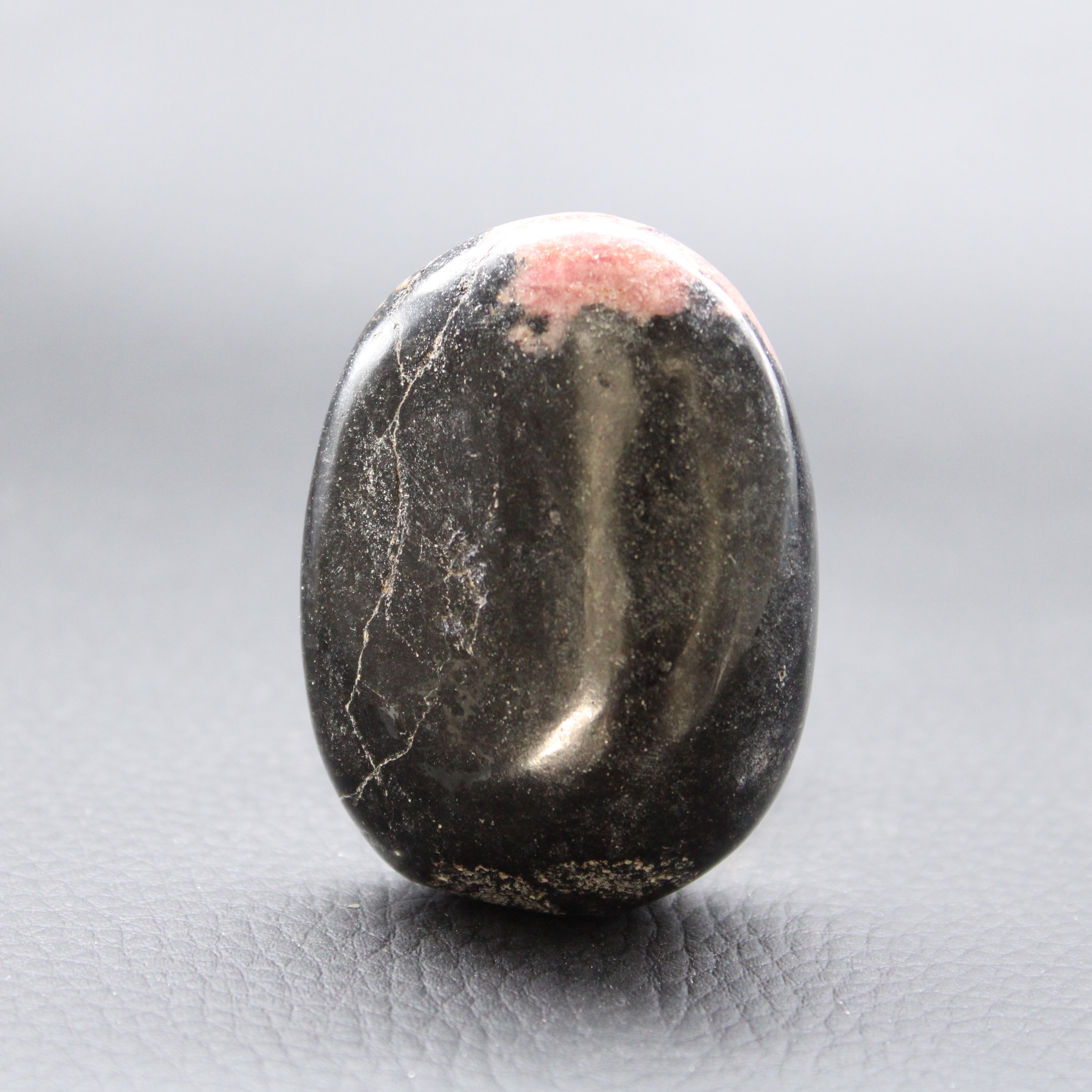 Galet Rhodonite Poli de Madagascar