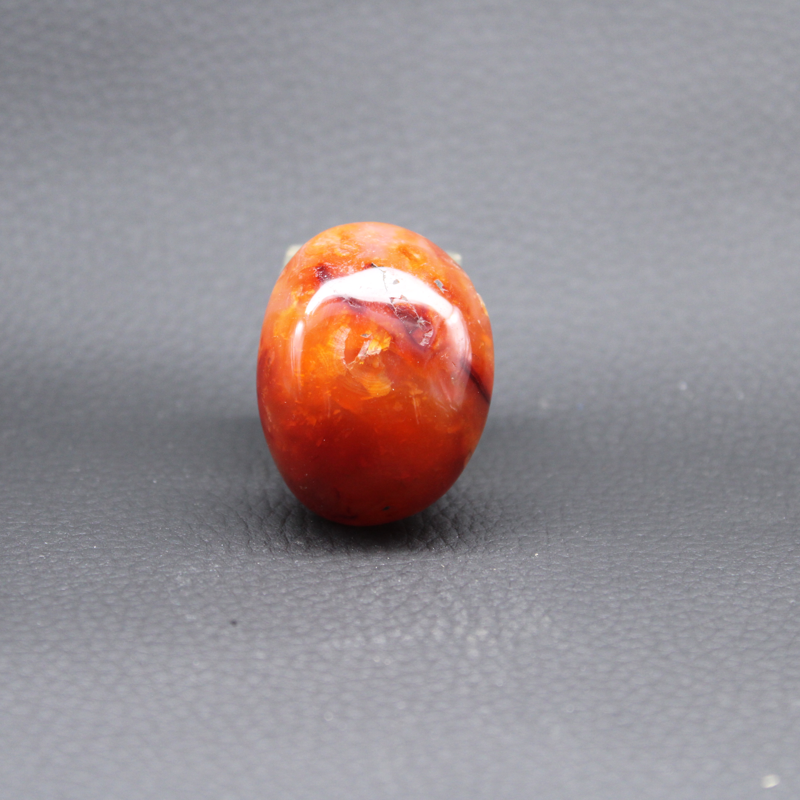 Galet Cornaline de Madagascar