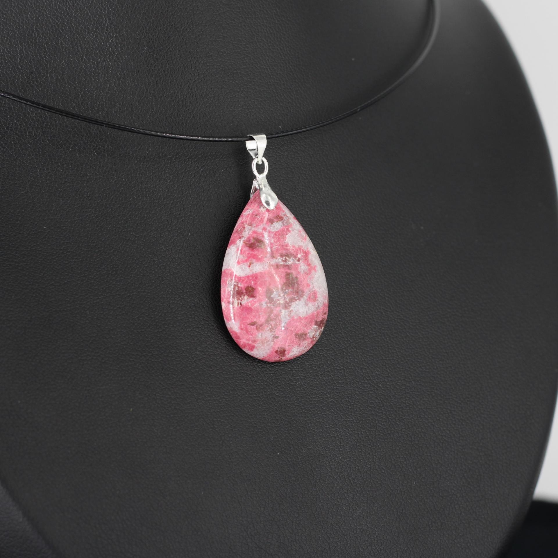 Pendentif en Thulite M24