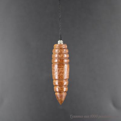 Pendule égyptien en bois exotique B39