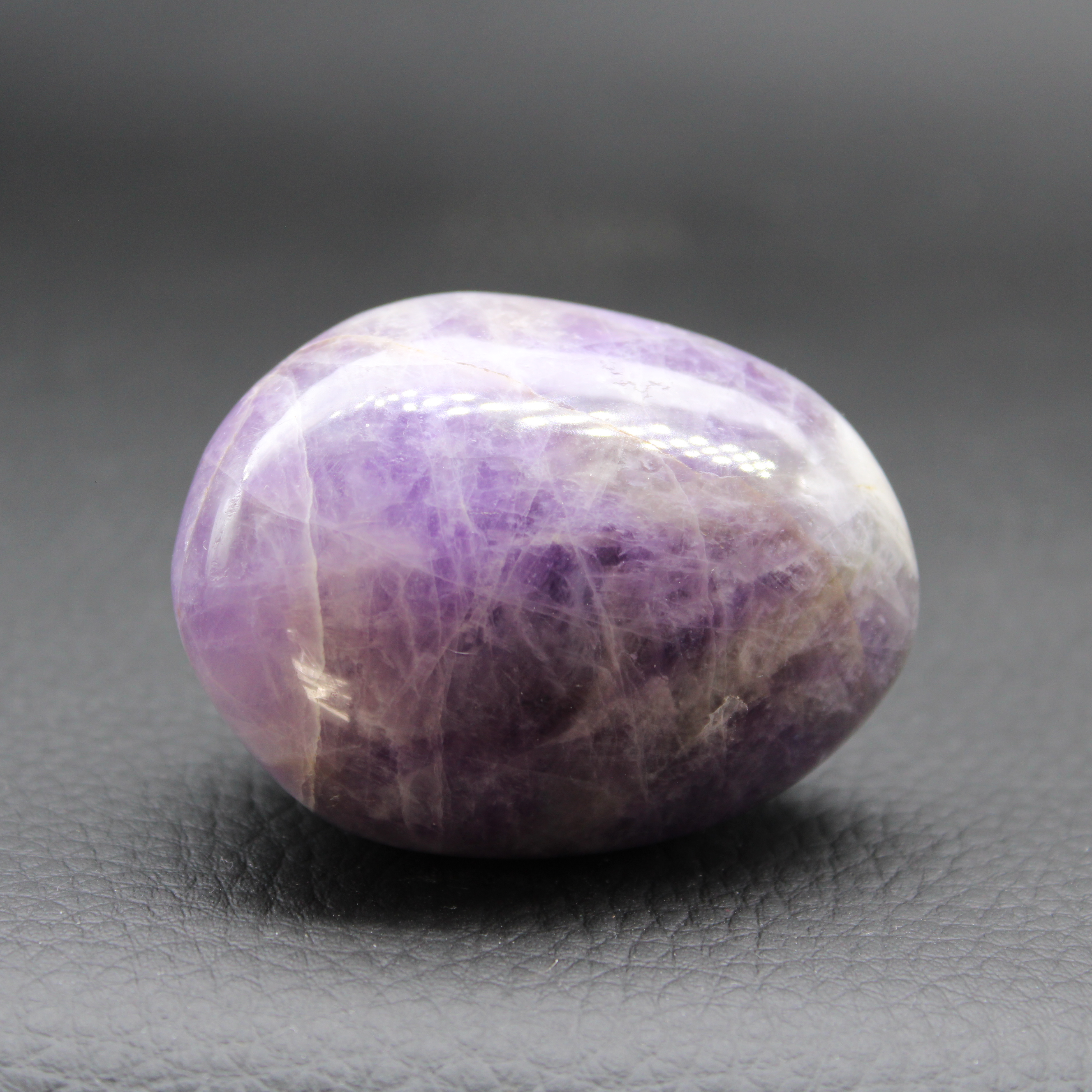 Galet Améthyste Chevron de Madagascar