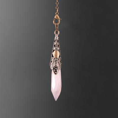 Pendule en Métal et Quartz Rose F71