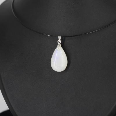 Pendentif en Pierre de Lune L95
