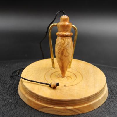 Pendule en bois d'olivier B94